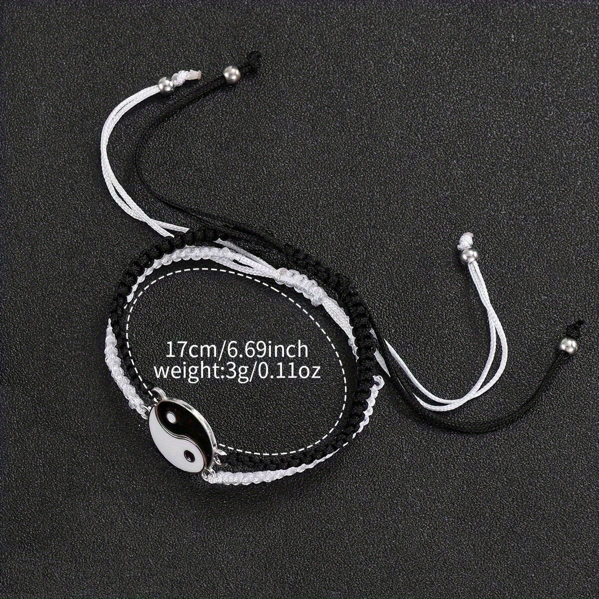 Montre en silicone noir et blanc sans boîte style couple, et cordons de main noir et blanc (4 pièces/ensemble)